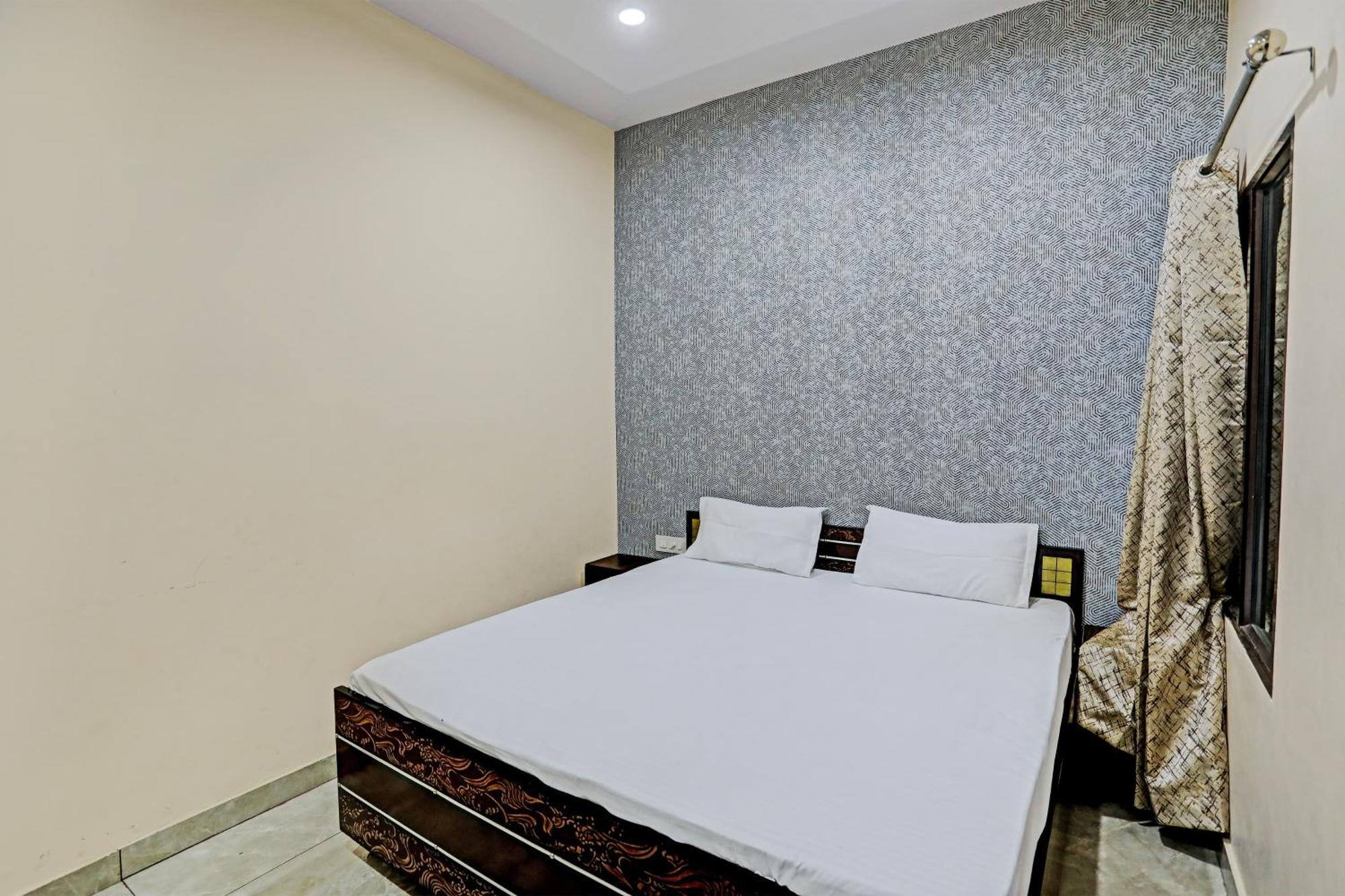 Hotel Dream Lounge Jalandhar Exterior foto