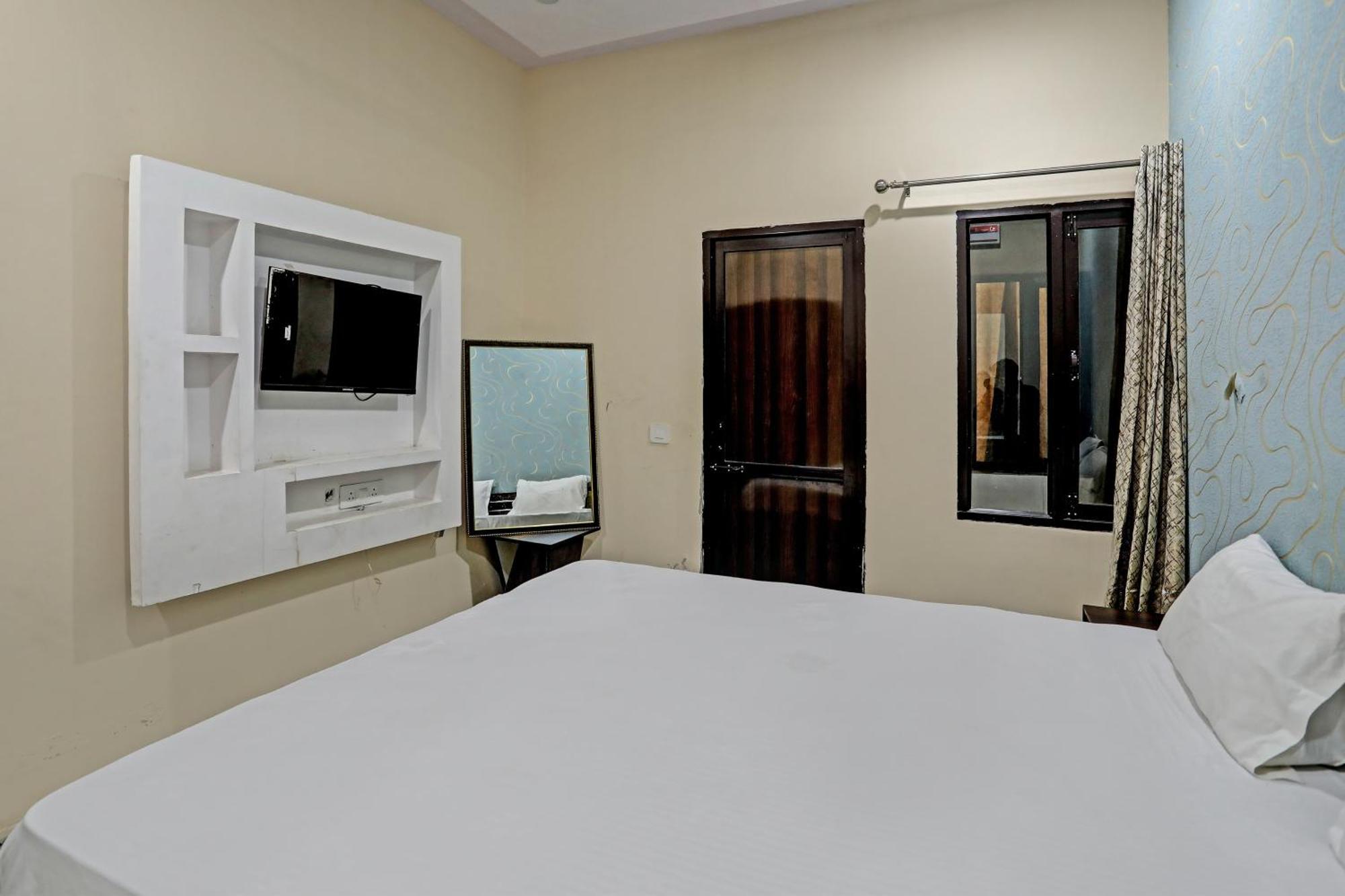 Hotel Dream Lounge Jalandhar Exterior foto