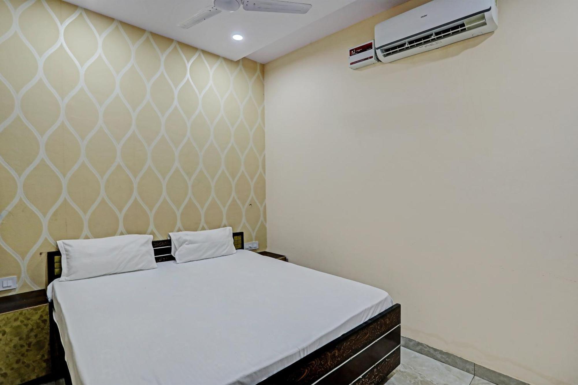 Hotel Dream Lounge Jalandhar Exterior foto